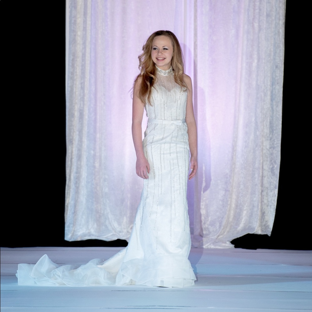 Custom Made One Of A Kind Gown In Size 00. - image 2